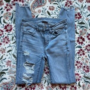 American Eagle Light Blue Distressed Women Jeans